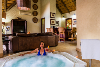 David Livingstone Safari Lodge: Jacuzzi