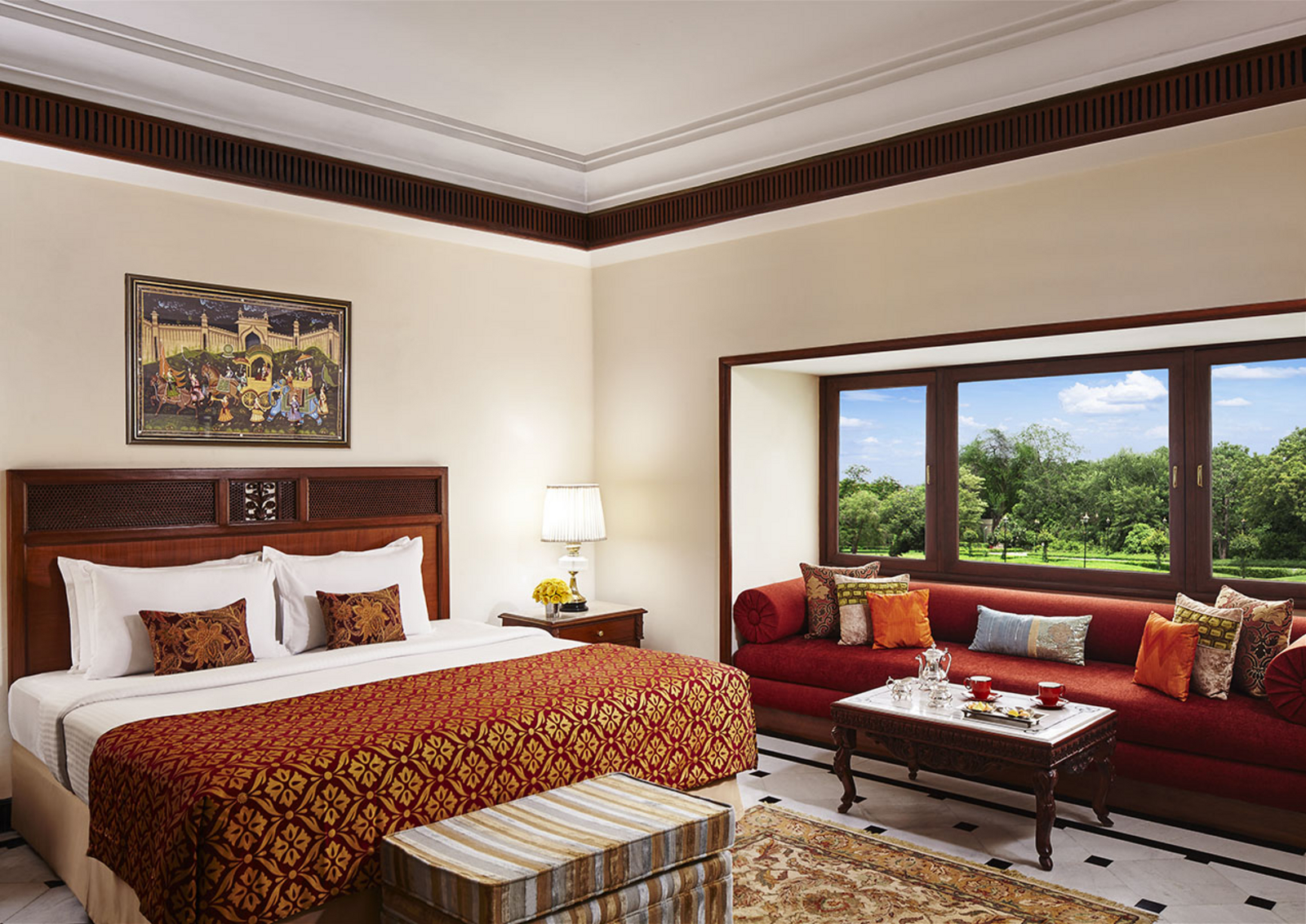 Jai Mahal Palace Jai Mahal Palace: Deluxe Suite