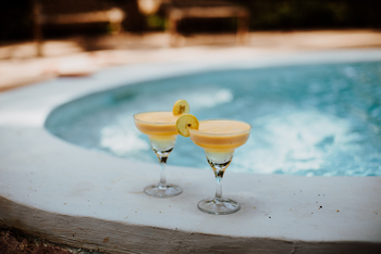 Xanadu Villas: Cocktails am Pool