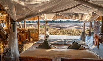 Time + Tide Kakuli Camp: Blick zum Luangwa