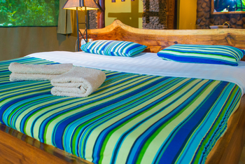 Kibale Forest Camp: Gästezelt mit privatem Bad