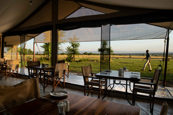 Mara Kati Kati Tented Camp: Safari-Dining bei Morgenlicht im Zelt