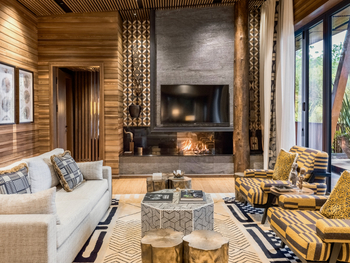 One and Only Gorilla's Nest: Lounge mit Kamin