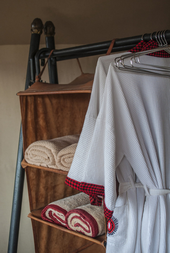 Shu'mata Camp: Kleiderschrank