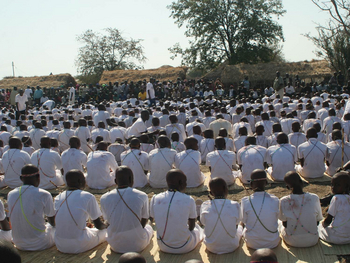 Chilo Gorge Safari Lodge: Ngomeni-Ritus der Männer von Mahenye
