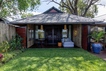 Mukwa River Lodge: Family River Suite