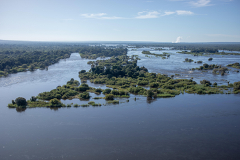 Mukwa River Lodge: Inseln im Sambesi