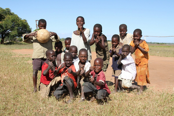 Tongole Wilderness Lodge: Dorfkinder