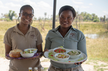 Gomoti Private Camp Gomoti Private Camp: Lunch