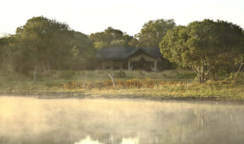 Kicheche Laikipia Camp: Gästezelt am See