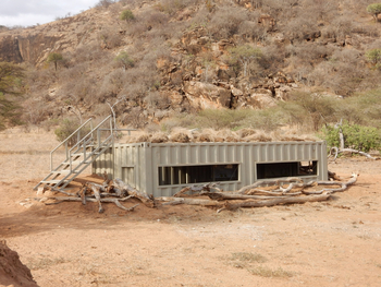 Saruni Samburu: Underground Hide