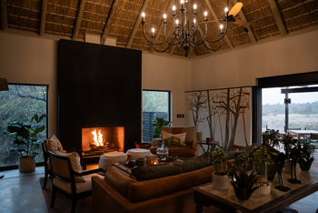 Simbambili Game Lodge: Lounge