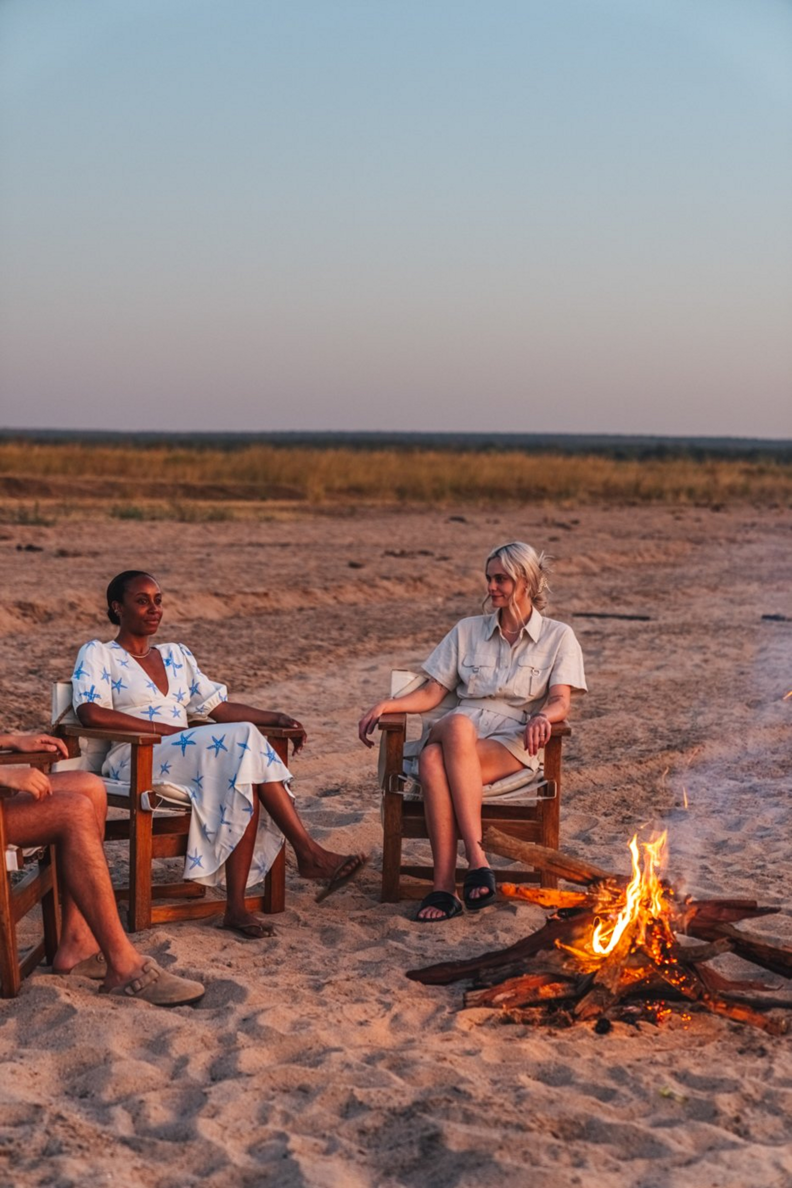 Anabezi Luxury Tented Camp Anabezi Luxury Tented Camp: Lagerfeuer