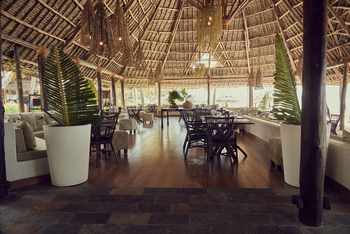 Breezes Beach Club: Essbereich