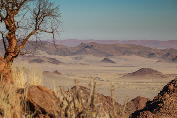 Namib Outpost: Hügel in der Wüste