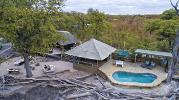 Elephant Pan Camp: Boma, Lounge und Pool