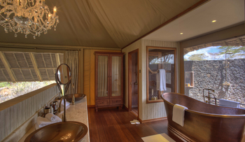Finch Hatton's Lodge Finch Hatton's Lodge: Luxury Tented Suite