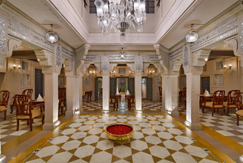 BrijRama Palace: Küche und Dining