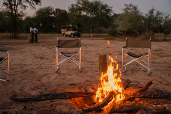 Gorongosa Safaris: Lagerfeuer und Bush Dinner