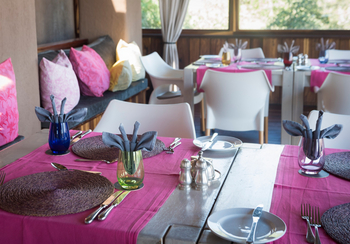 Onguma The Fort: Lodgegebäude