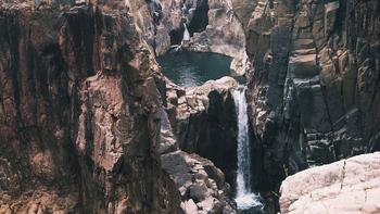 The Sarai at Toria: Rock Pool in Panna