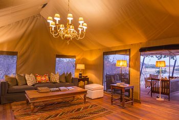 Verney's Camp: Hauptzelt