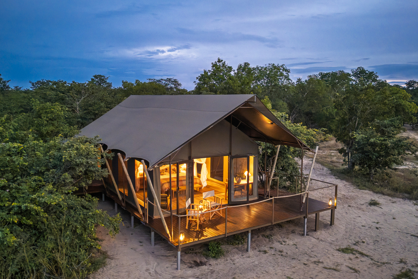 Muddy Teak Camp Muddy Teak Camp: Exterior Gästezelt