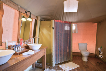 Elephant Bedroom Camp: Gästebad