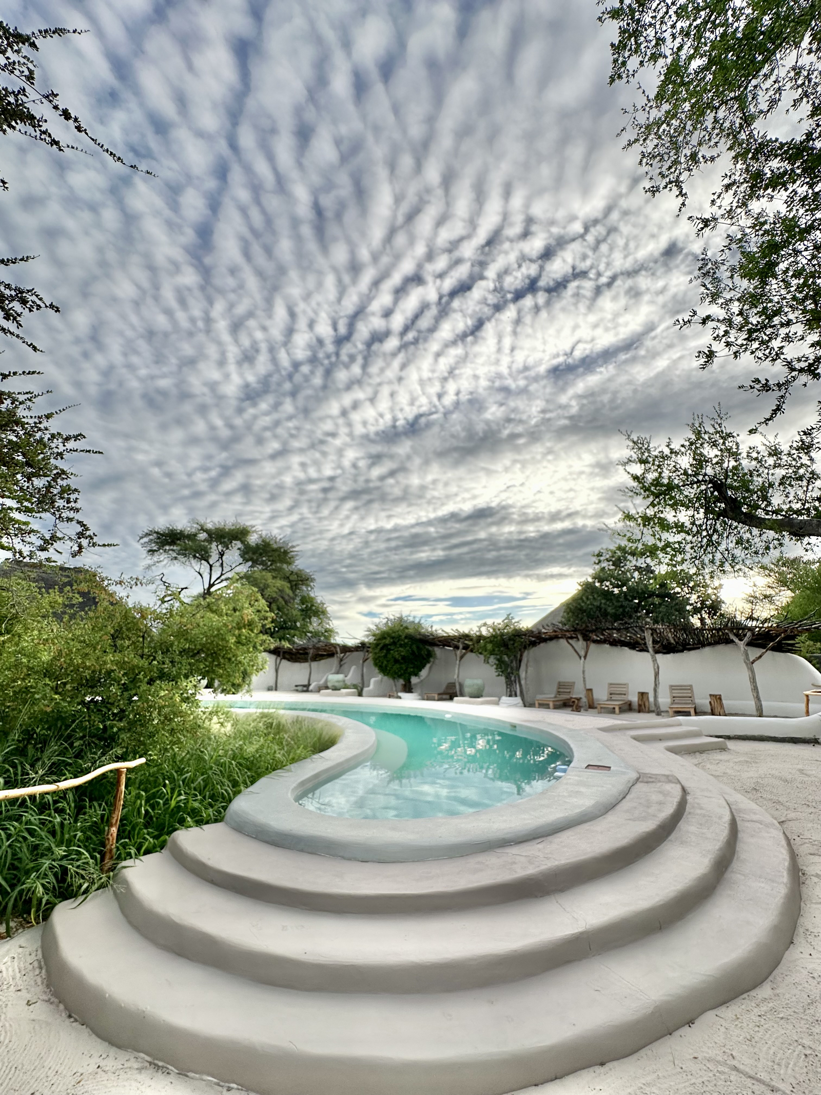 Moela Safari Lodge Moela Safari Lodge: Stufen zum Pool