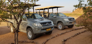 Twyfelfontein Adventure Camp: Geländefahrzeuge