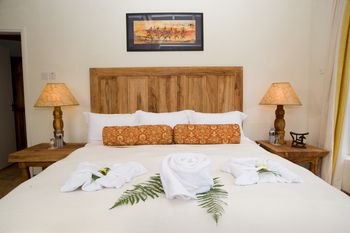 Clouds Mountain Gorilla Lodge: Welcome Spread