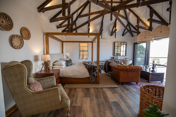 Otjiwa Mountain Lodge: Interieur