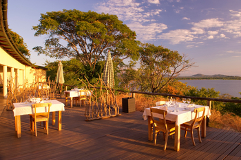 Pumulani Lodge: Sonnendeck