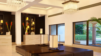 The Trident, Agra: Rezeption