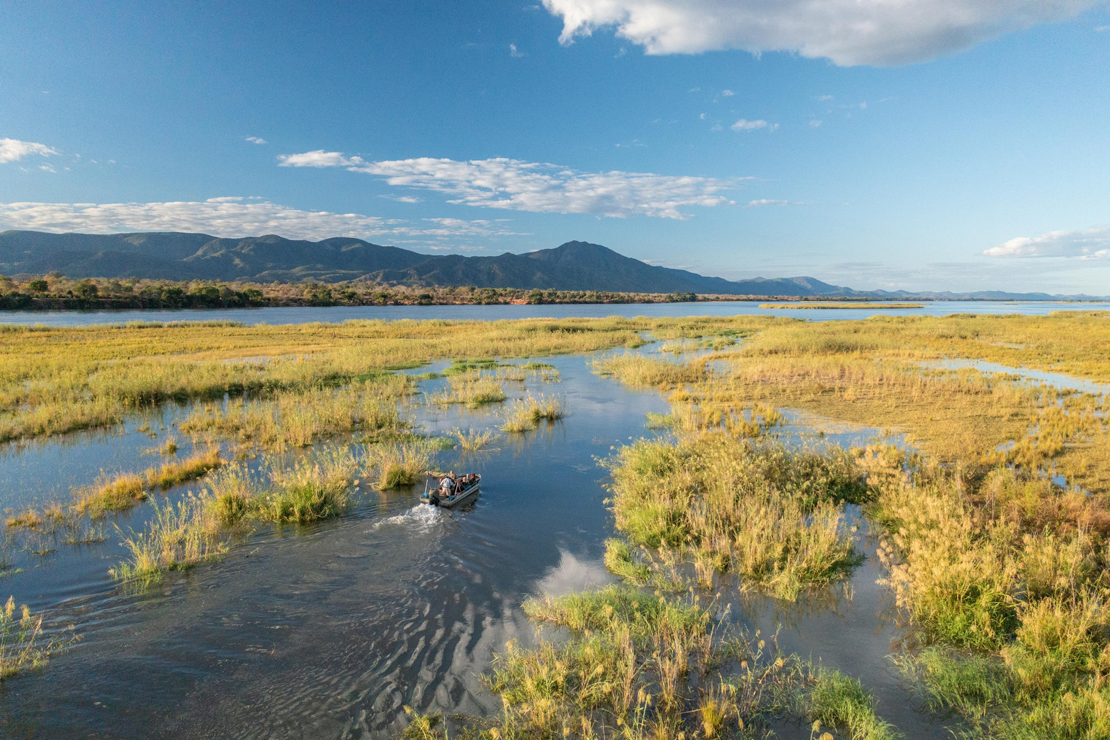 Time + Tide Chongwe Camp Time + Tide Chongwe Camp: Unterwegs zwischen den Sandbänken