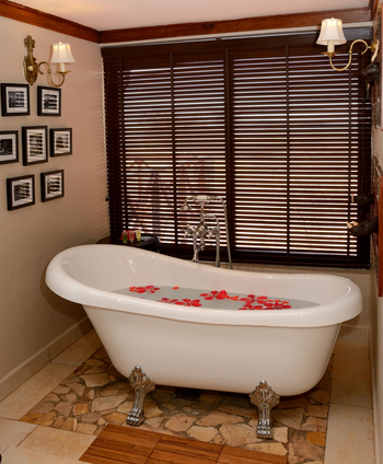 Ngorongoro Oldeani Mountain Lodge: Badewanne