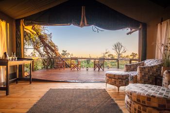 Rra Dinare Camp: Private Veranda