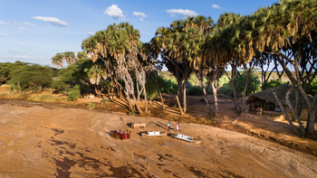 Saruni Rhino Camp: Sitzgelegenheiten und Getränke vor Camp