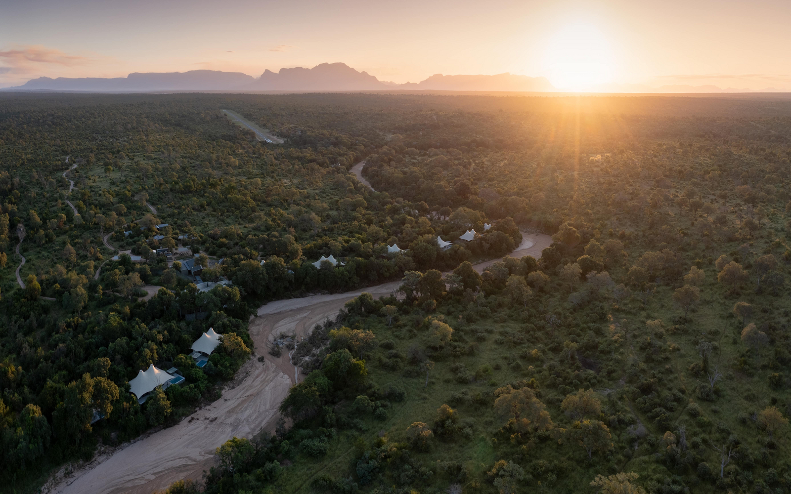 Saseka Tented Camp Saseka Tented Camp: Luftbild