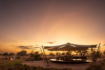 Usangu Expedition Camp: Sonnenuntergang