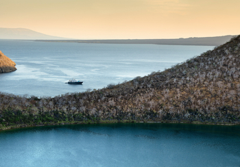 andBeyond Galapagos Explorer: Expeditionsjacht im goldenen Inselarchipel