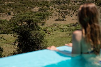 Mahali Mzuri: Blick vom Pool