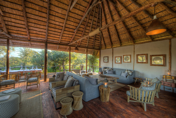 Nokanyana Camp: Lounge