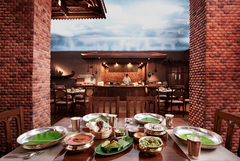 Vivanta by Taj President: Konkan Cafe