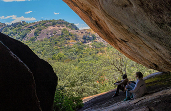 Big Cave Camp Big Cave Camp: Felsenlandschaft
