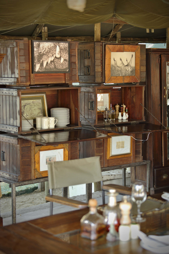 Meno A Kwena Camp Meno A Kwena Camp: Essbereich