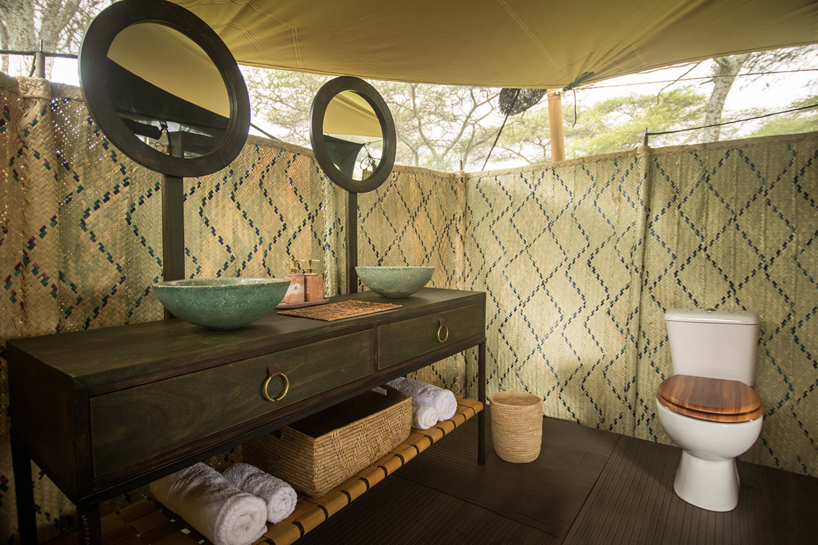 Wayo Serengeti Green Camp Wayo Serengeti Green Camp: Badezimmer Überblick
