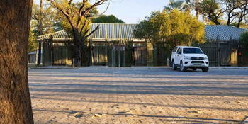 Namutoni Camp: Parkplatz