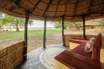 Tafika Camp: Sit-out