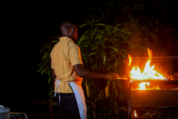 Adere Safari Lodge: Küche